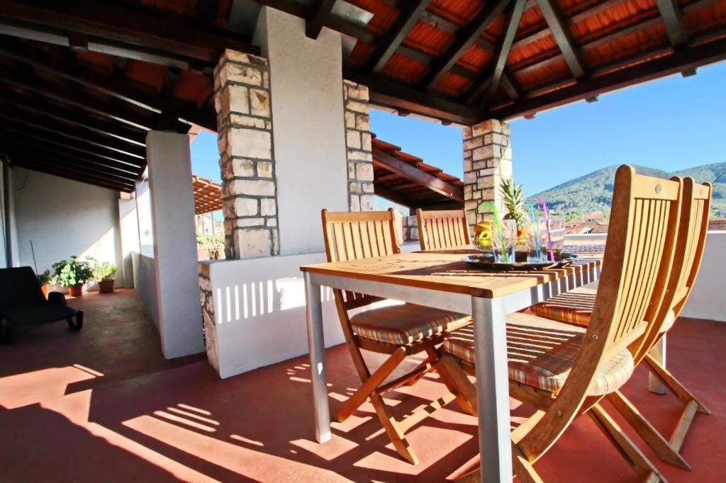 Apartment Lucija Vela Luka Εξωτερικό φωτογραφία