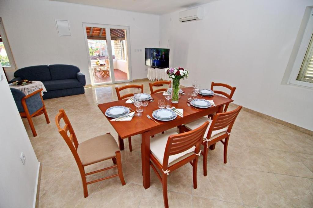Apartment Lucija Vela Luka Εξωτερικό φωτογραφία
